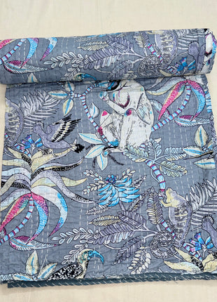 Handstitched kantha Gudari (size: 90x108 Inches): Greyscale Monkey-Shoulder