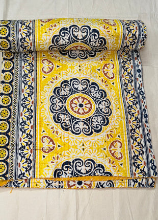 Kantha Gudari Bedcover (Size: 90x108 Inches): Mandal-Pila