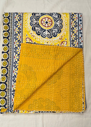Kantha Gudari Bedcover (Size: 90x108 Inches): Mandal-Pila