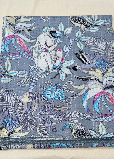 Handstitched kantha Gudari (size: 90x108 Inches): Greyscale Monkey-Shoulder