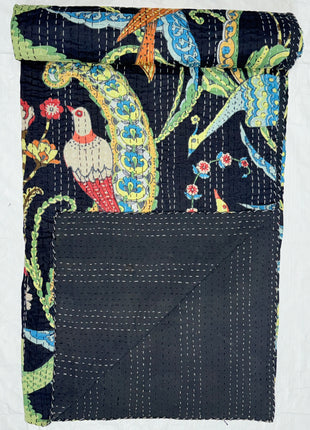 Handstitched kantha Bedcover (size: 90X108 Inches): Morni
