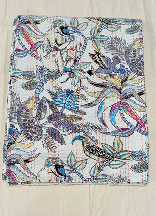 Monkey Shoulder Handstitched Kantha Gudari (Size: 90x108 inches): Peace White