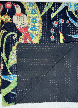Handstitched kantha Bedcover (size: 90X108 Inches): Morni