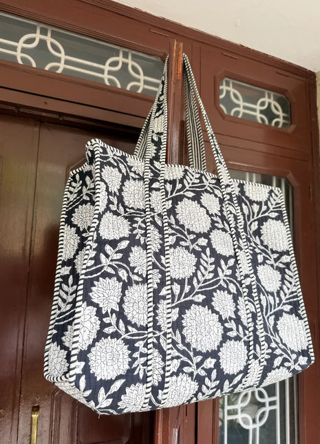 Handblock blooming sunflower Zip Tote