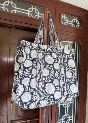 Handblock blooming sunflower Zip Tote