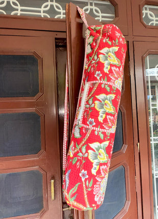 Crimson Daaliya Quilted Yoga-Mat Bag