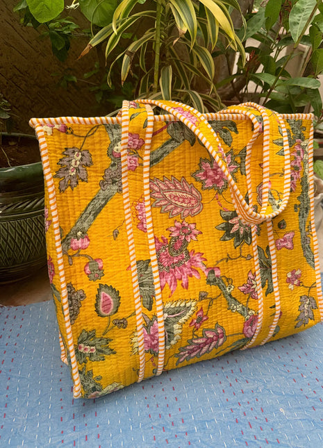 Blossom Floral Zip Tote